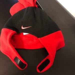 Nike Accessories - Nike Baby Fleece Hat and Mittens 2 Piece Set Nike Accessories - Nike Baby Fleece Hat and Mittens 2 Piece Set
